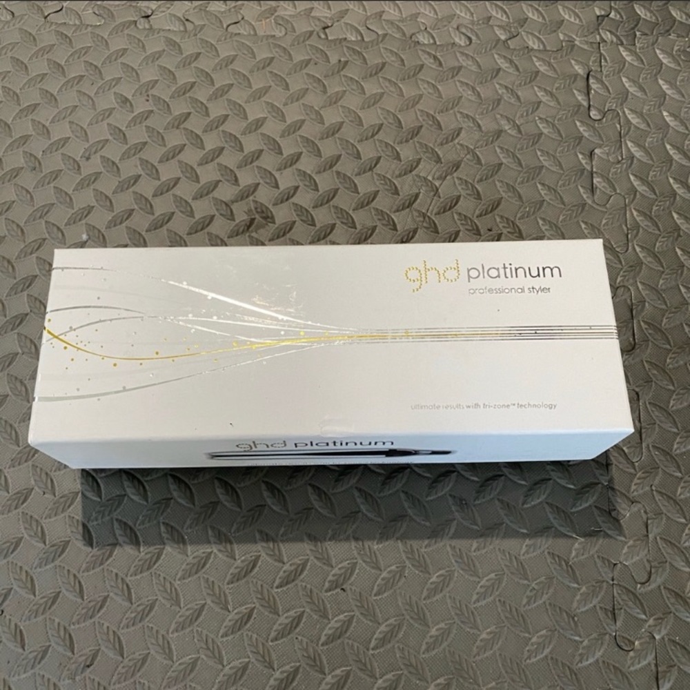 GHD Platinum Professional Hair Iron